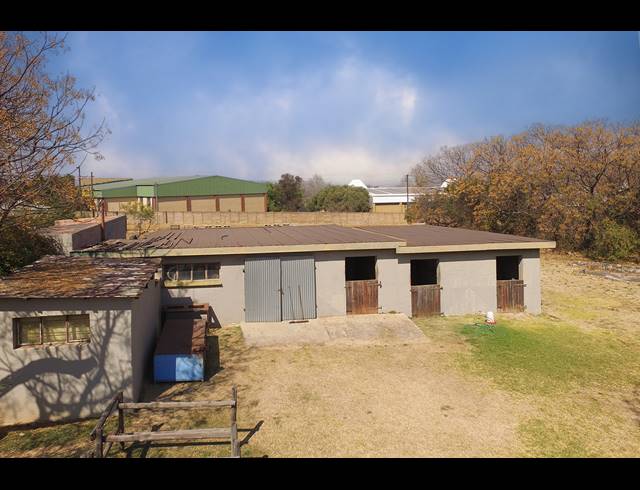 30,515M² SMALLHOLDING FOR SALE IN KYALAMI AH